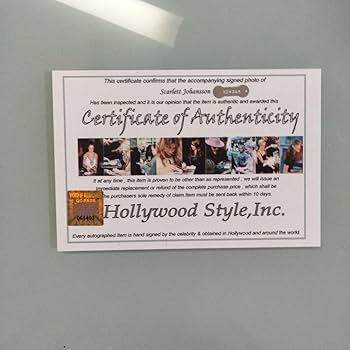 Amazon.co.jp: スカーレットヨハンソン直筆サイン入り写真