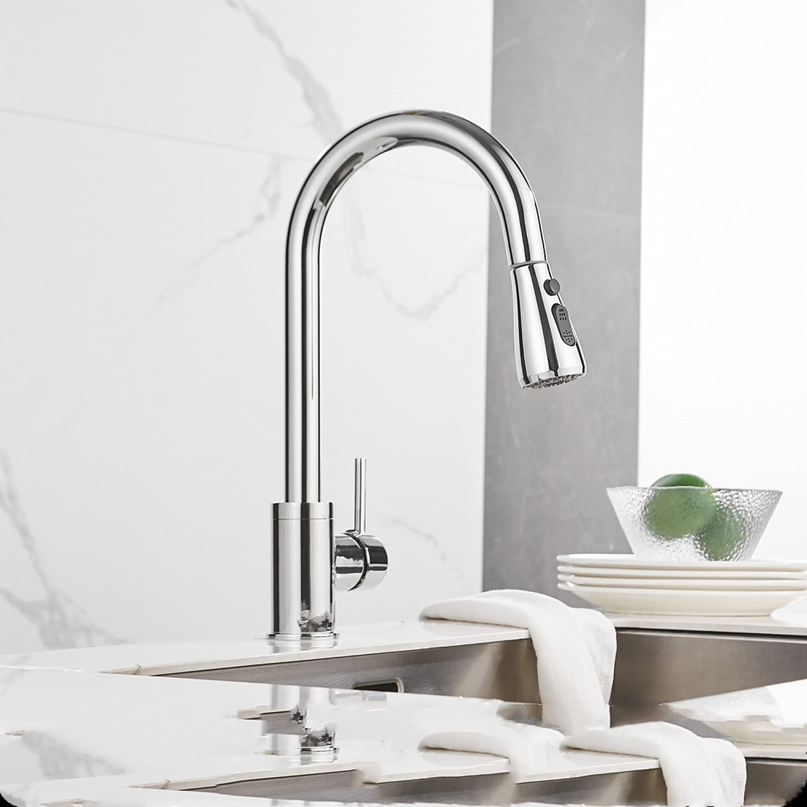 Robinet de cuisine en laiton massif au design élégant et finition huilée