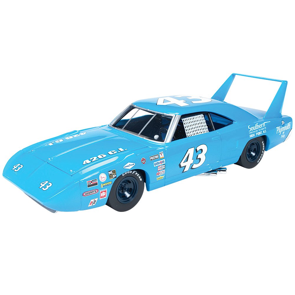 Richard Petty Blue 1970 Plymouth Superbird Die Cast 1/24 Scale Model