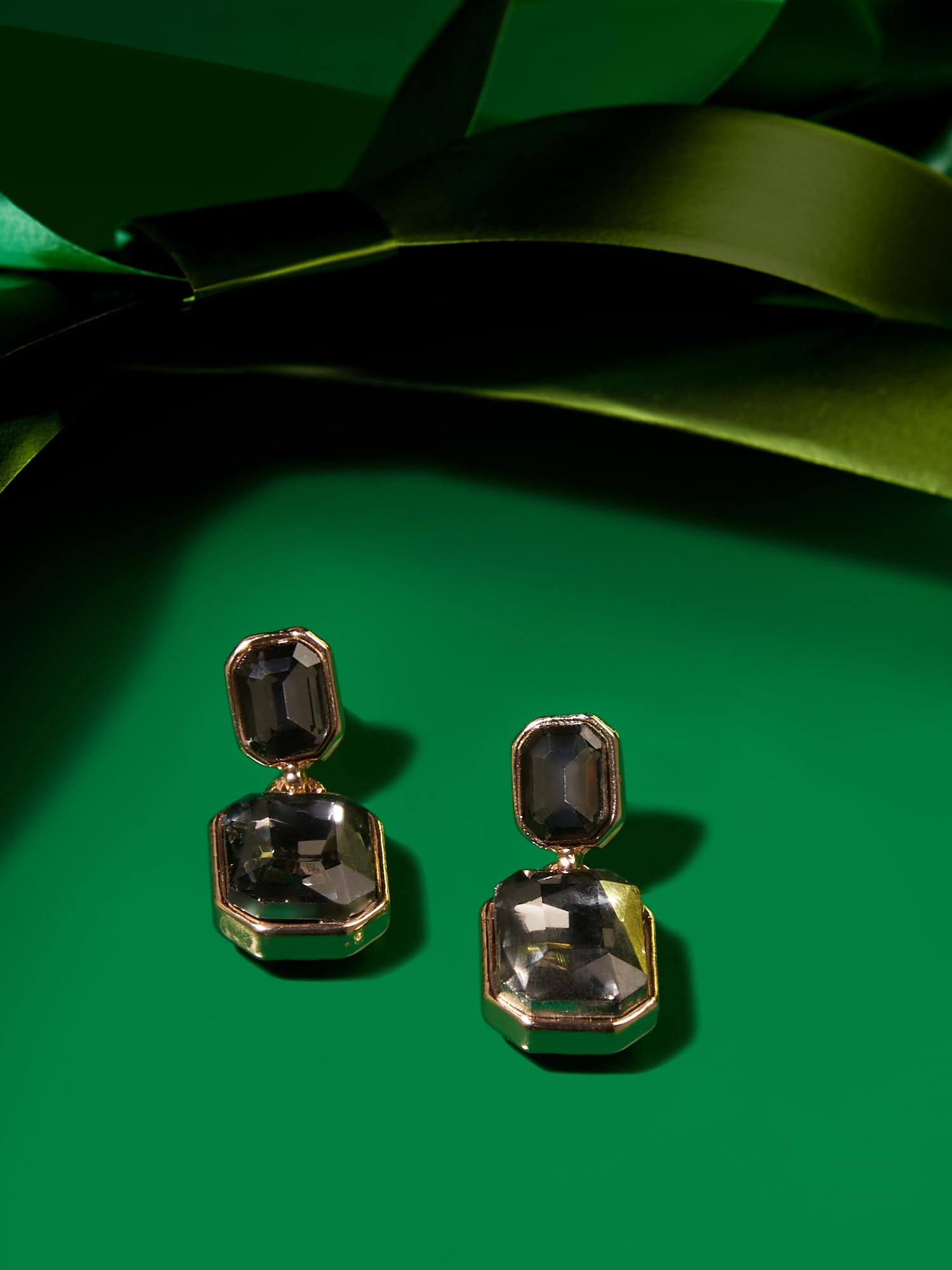 Crystal Shine Stones Studded Stud Earrings - ZPFK16216