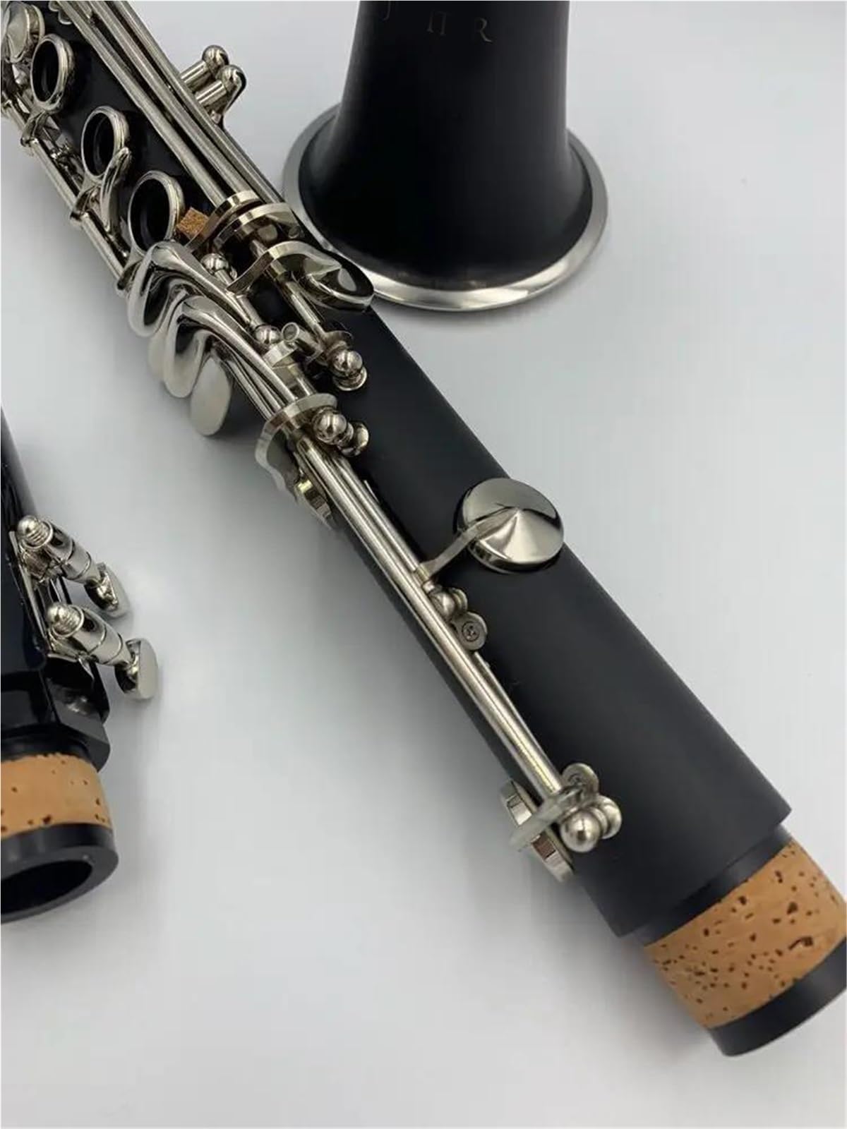 Si Bemol (Bb) Clarinete De 17 Teclas Clarinete | profesional; Incluye estuche y accesorios.