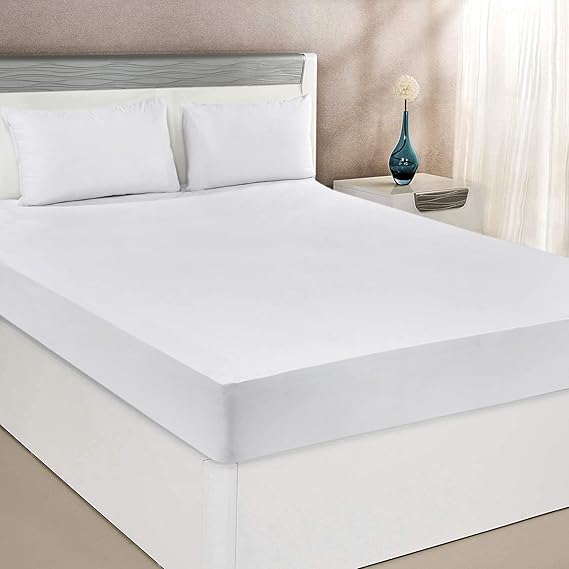 Amazon Brand - Solimo Water Resistant Polyester Mattress Protector 78