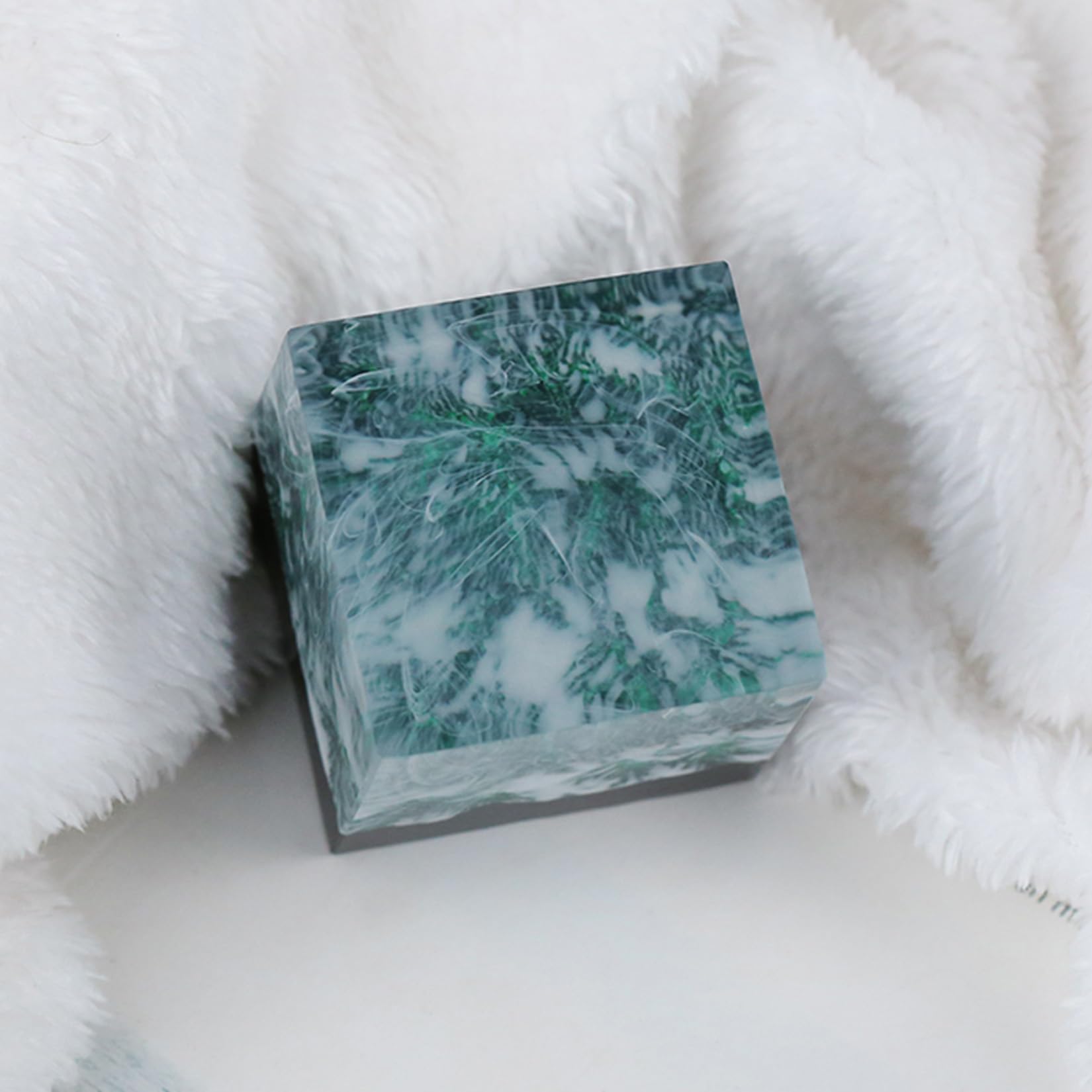 Amazon | BACALYSO | 森 フィギュア 山 霧 自然景観 立方体 4.8CM級 