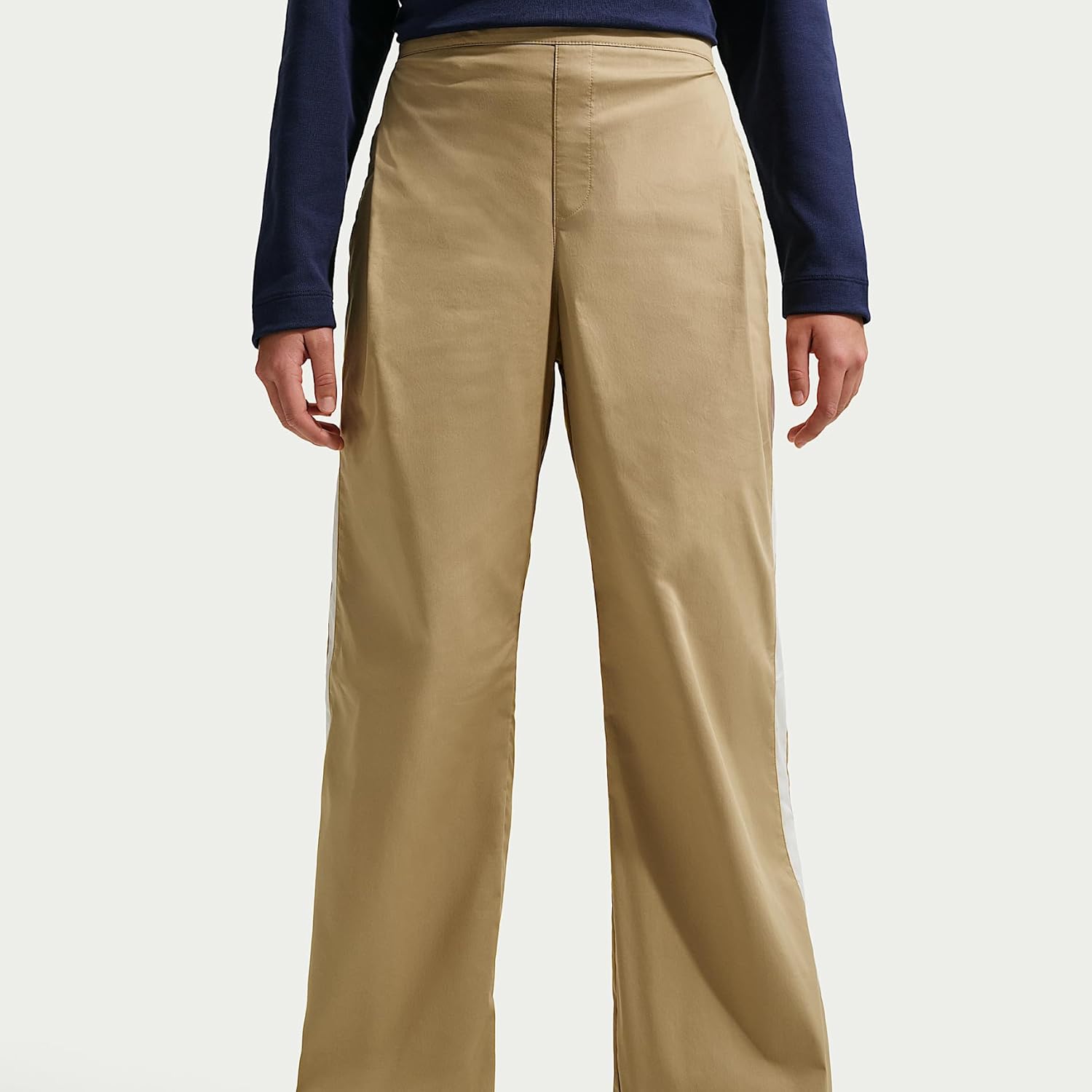 Nike Sportswear Collection Big Kids' (Girls') Woven Pants (Parachute Beige/Soft Pearl/Parachute Beige)