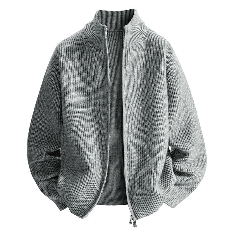 Pull tricoté homme idéal pour les balades d'automne et les weekends décontractés