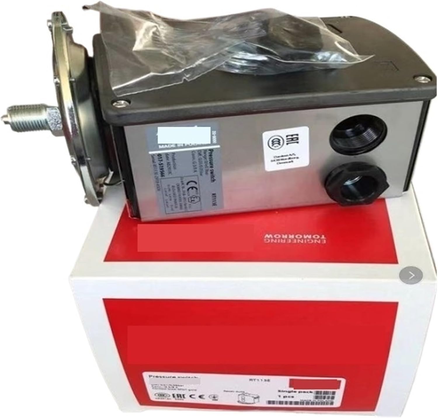 Mechanivis RT Series Pressure Switch, bottom and side view, showing mounting points and label