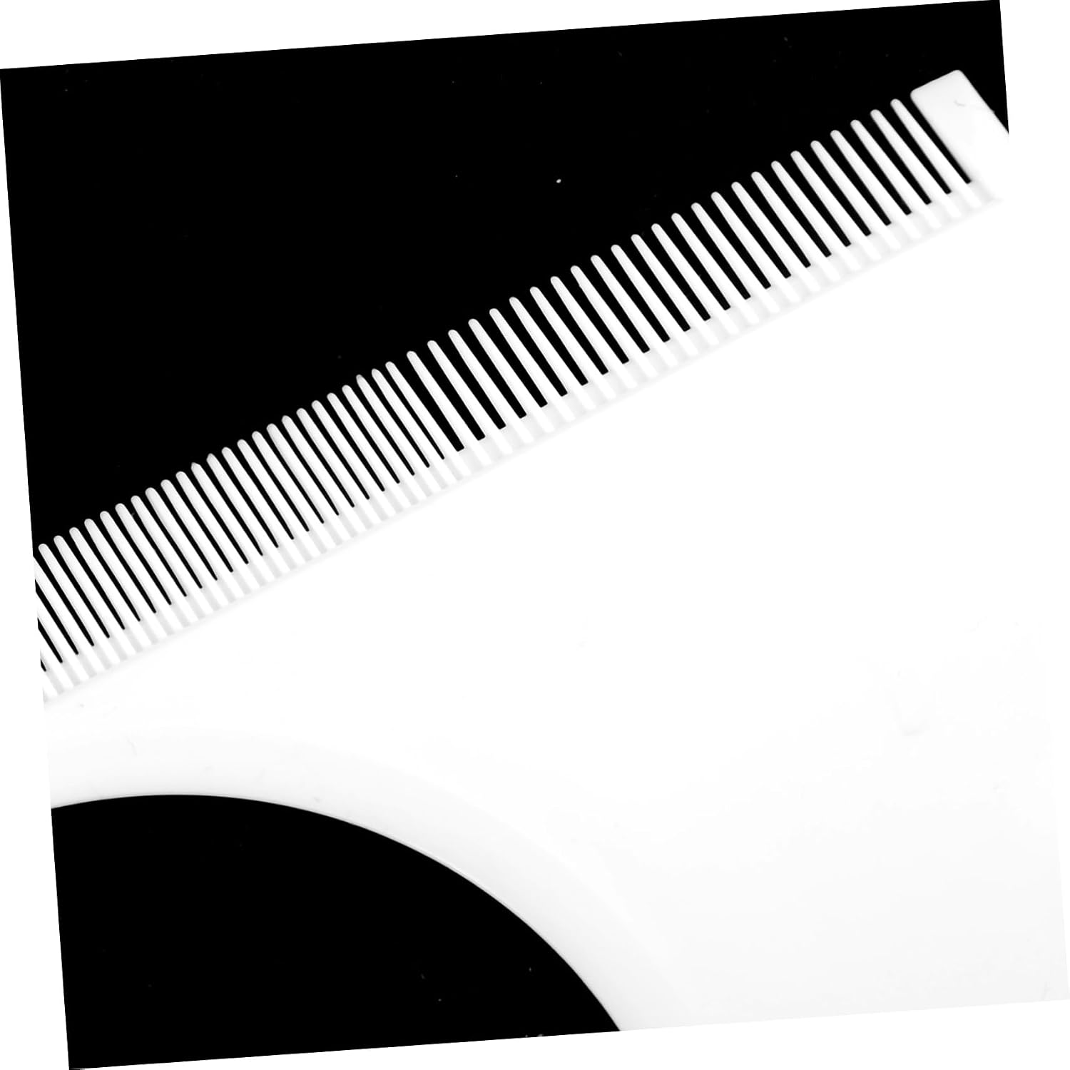 Beard Accessory Hairline Shaping Tool Beard Shaper for Men Guide Shaping Template Brush Random Color