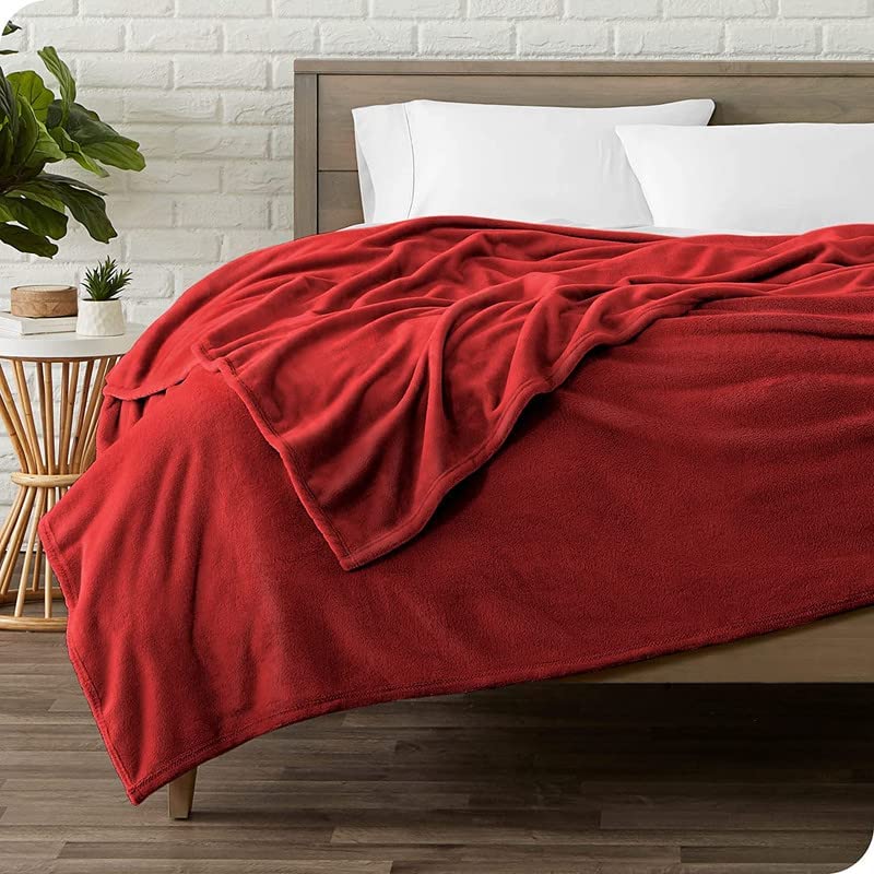 Image of Harleen Blankets, 250 GSM Super Soft Flannel Cozy Blankets for Double Bed, Washable Lightweight Blanket for Couch Sofa Bed Office, Warm Plush Blankets for All Season (90 inchx90 inch) (Red, Double)