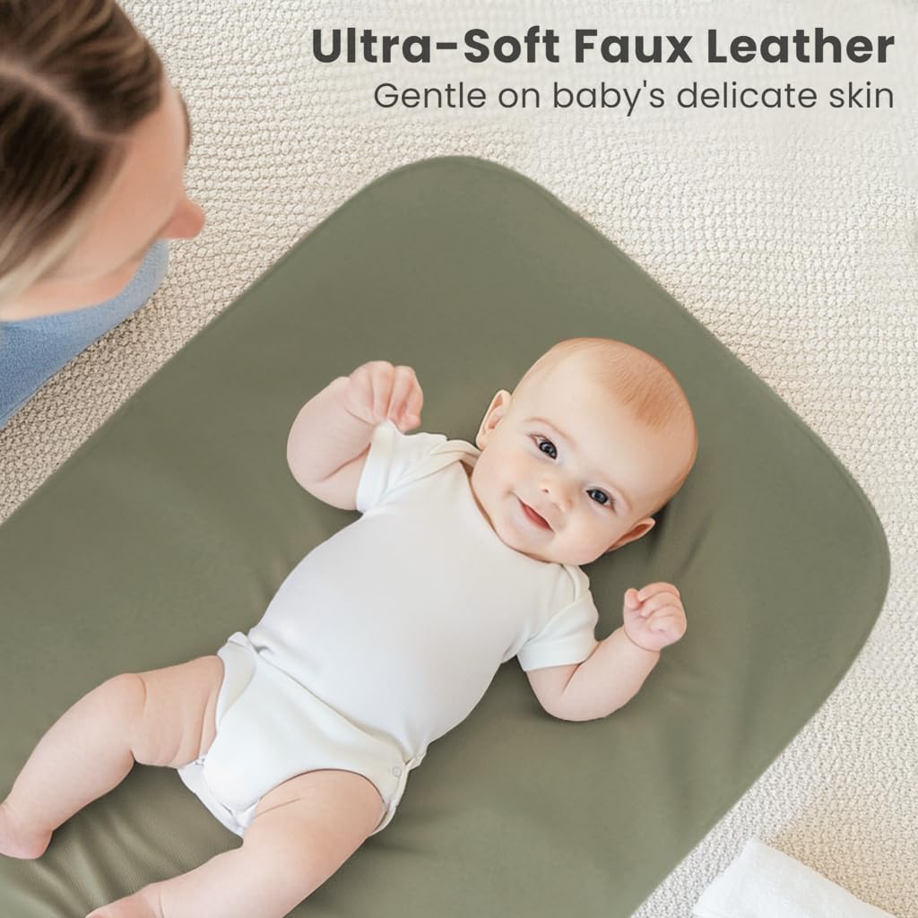 Konssy Cambiador de pañales de cuero vegano para bebé (verde niebla, beige)