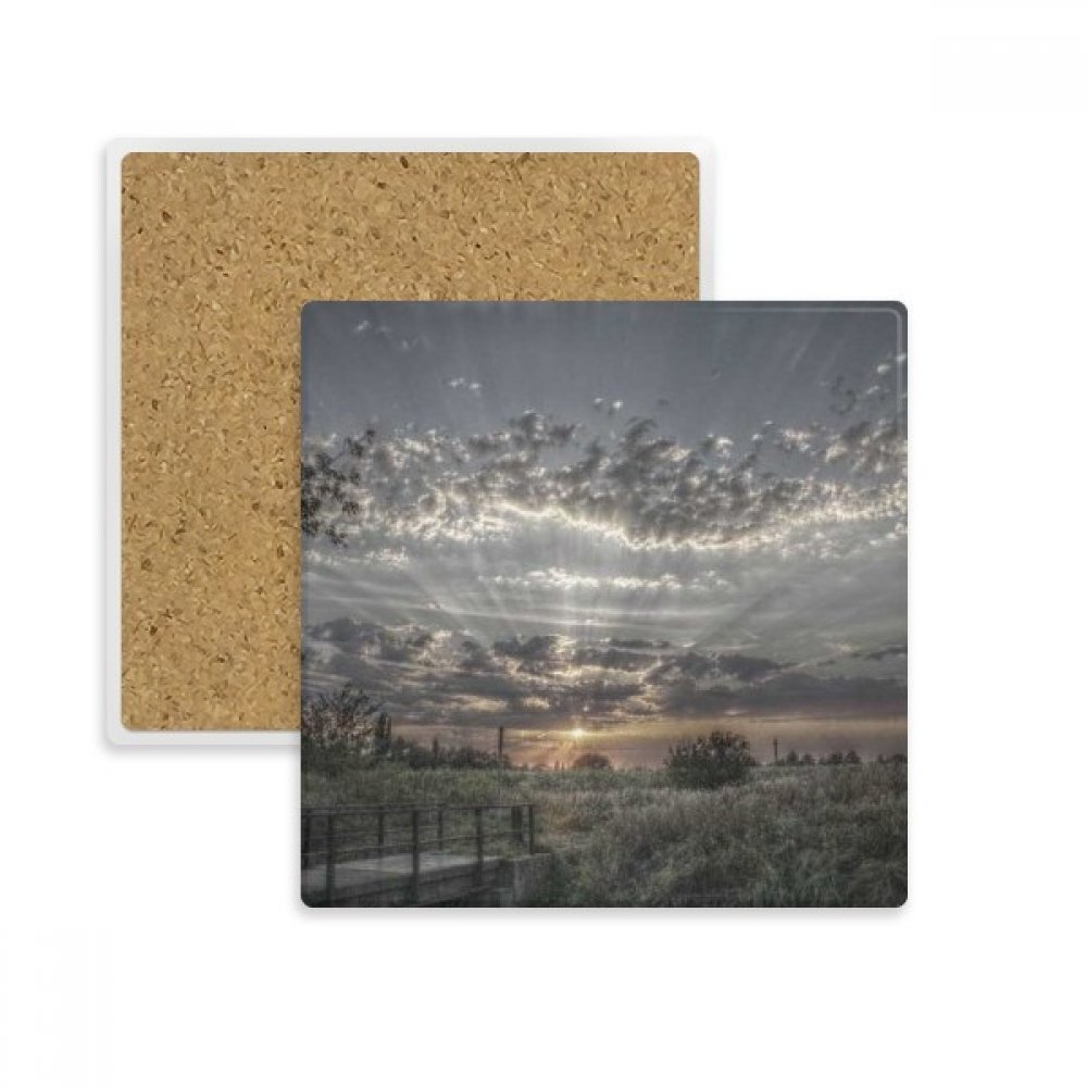 Coaster en pierre naturelle premium motif nuages gris pour table élégante