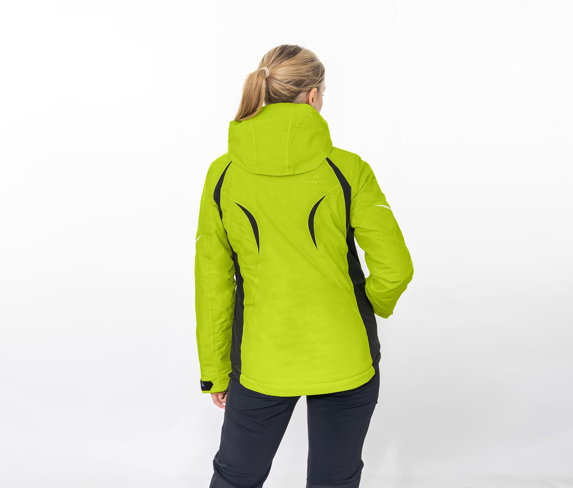 Bergson SNOWTASTIC | Damen Skijacke - Sportliche Damen Skijacke mit Supra-Tex 20.000 Membran, Normal-/Kurz-/Langgrößen, 100% wasserdicht (20.000 mm Wassersäule) & verschweißte Nähte, Winddicht & höch