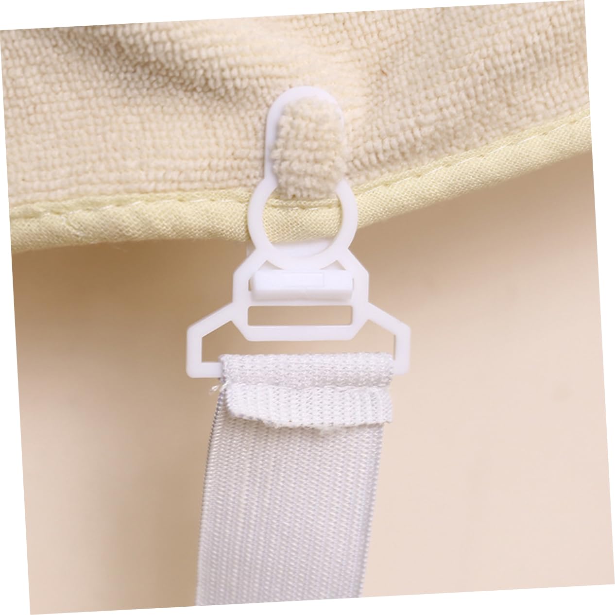 Cabilock 5 Sätze Bettlaken-Clip Greifer Straps Matratzenschoner Lattenroste Befestigungselemente Verstauen Koje Hosenträger Matratzenerhöhung Steigleitung Spanner Plastik Weiß 20 Stück * 5