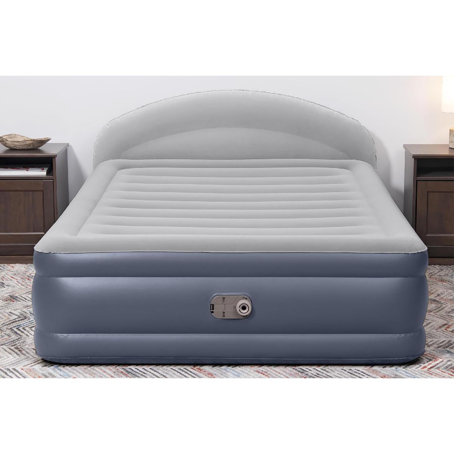 Bestway 671BD Materasso Matrimoniale Queen Tritech LoungeLux con testiera e Pompa CA Incorporata, 2.29 m x 1.52 m x 84 cm, Blu