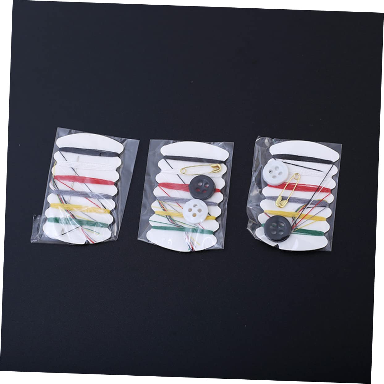 HOMSFOU 600 Juegos Kit Costura Profesional Compacto y Portátil Herramientas Resistentes para Manualidades Ropa y Reparaciones Diarias Maletín Ligero para Hogar y Viaje
