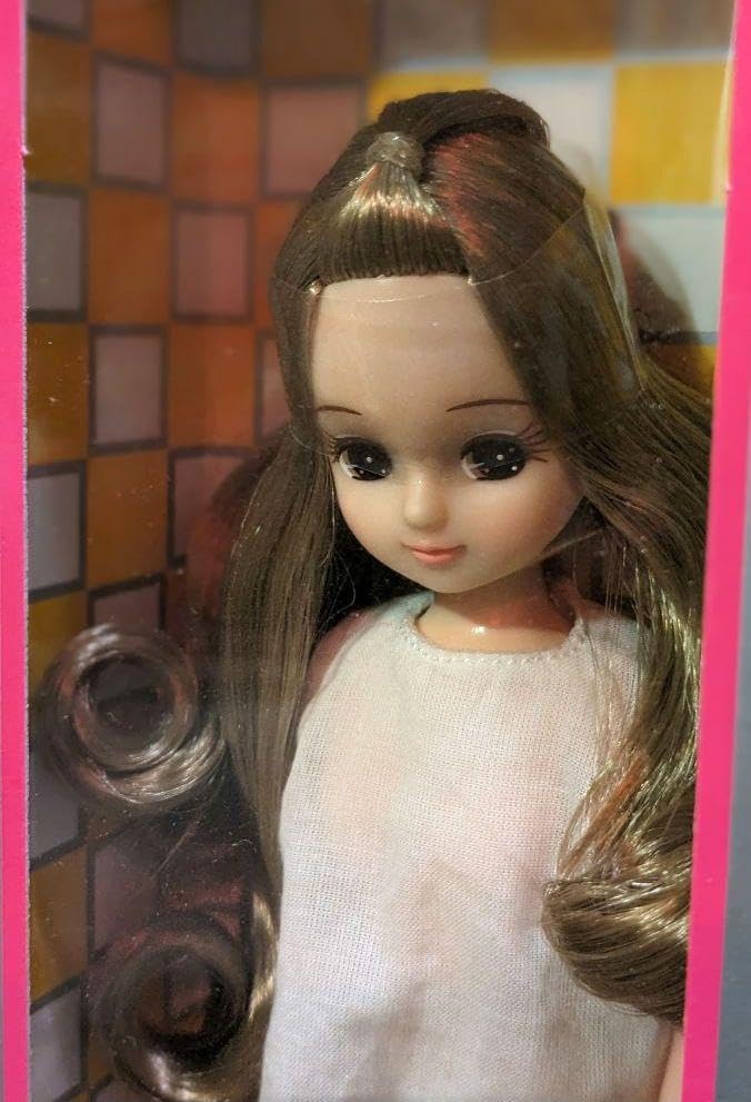 Amazon.co.jp: リカちゃんキャッスル 20人のお人形作家 L.P.C リカ