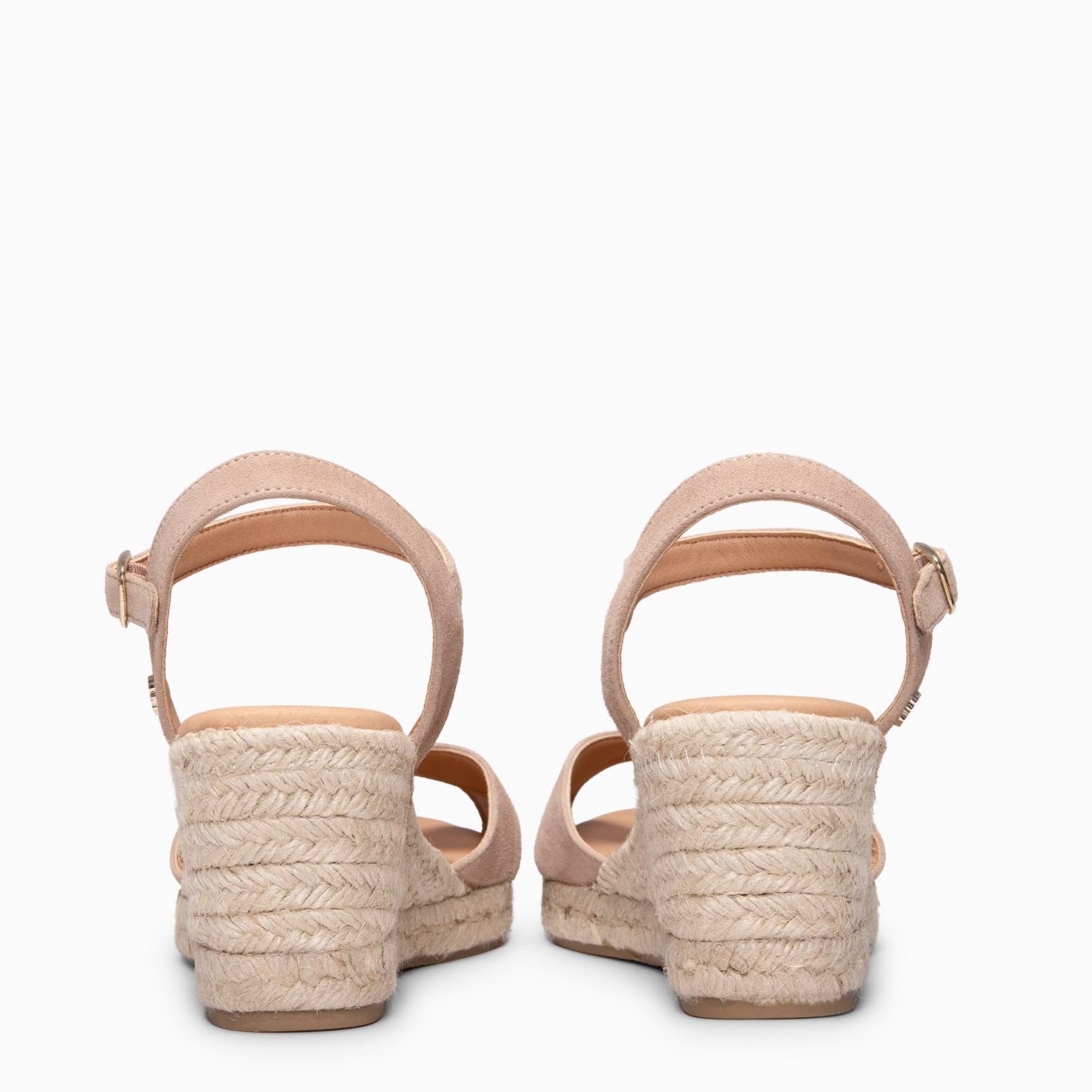 Sandalias con cuña de Esparto con Tiras Cruzadas de Piel y Plantilla de Gel Hecho en España