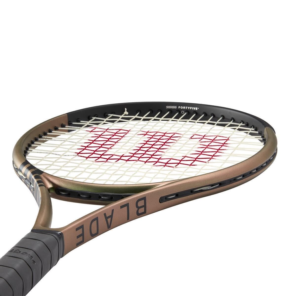 Wilson Blade 100 テニスラケット 2 (4 1/4) Amazon | Wilson Blade 100 V8-4インチ 1/2 グリップ ガットなし
