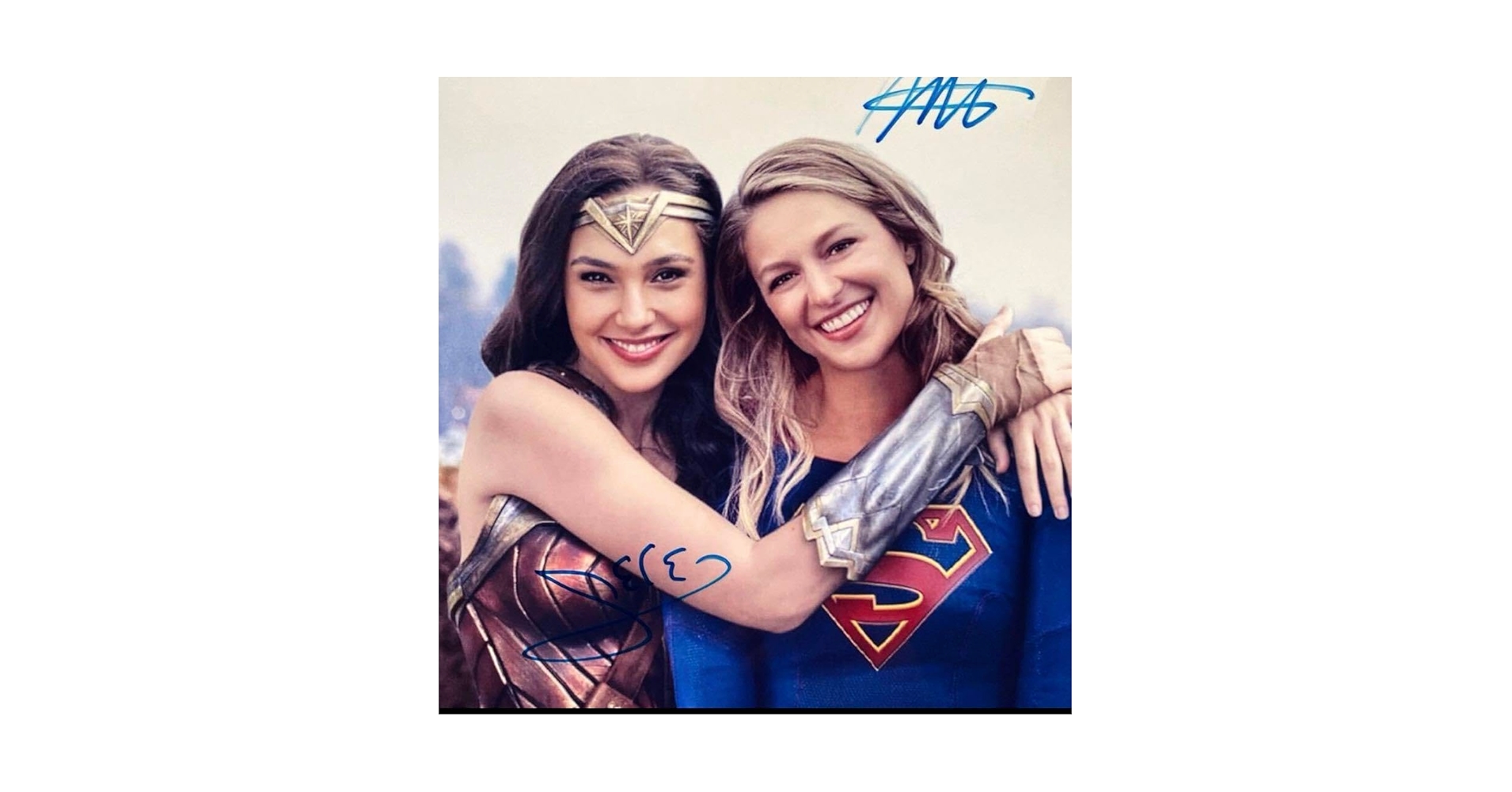 メリッサ・ベノイスト直筆サイン入り2Lサイズ写真‥SUPERGIRL／ メリッサ・ベノイスト直筆サイン入り超大型写真‥SUPERGIRLの通販