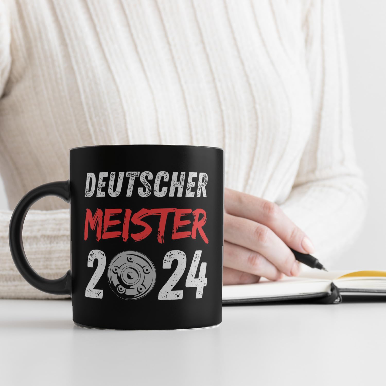 Leverkusen-Fan Tasse 'Deutscher Meister 2024' – Schwarz Mit Skyline-Motiv, 300 Ml Keramik