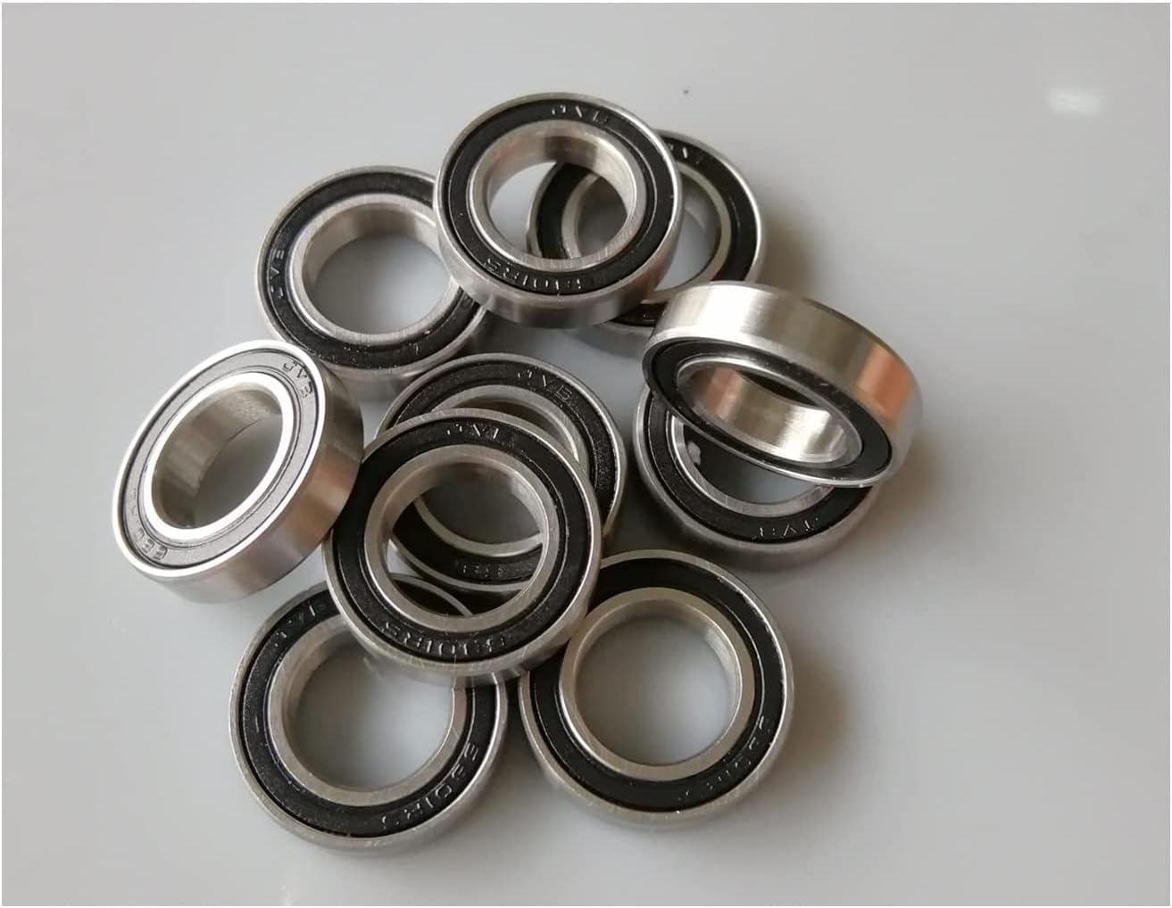 2Pcs S6802-RS Stainless Steel Hybrid Ceramic Bearing 15x24x5mm ABEC-9 Bicycle Bottom Brackets Spares