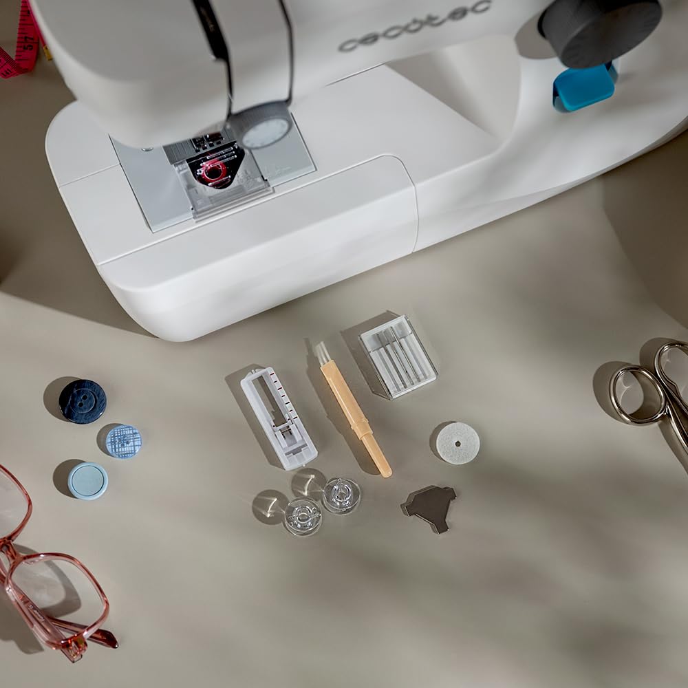 Cecotec Macchina da Cucire 15 Punti BelleCouture 1500. Asola Manuale in 4 Tempi, Regolatore di Asola, Tensione del Filo Regolabile e Kit di Accessori, Compatta e Portatile
