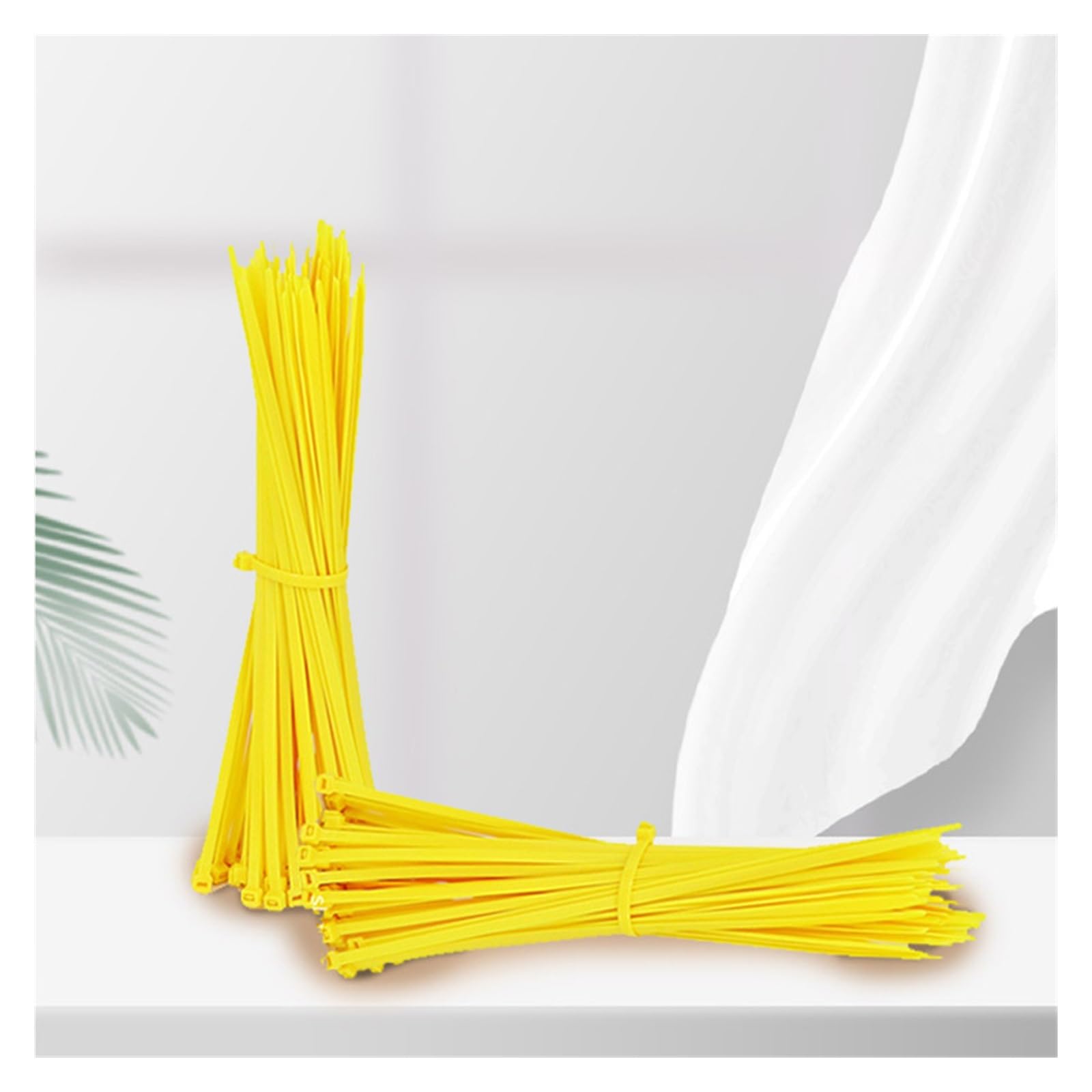 Colliers de serrage en nylon, colliers de serrage, Lot de 100 serre-câbles autobloquants en nylon et plastique, couleur 2,5 x 100 mm(White)