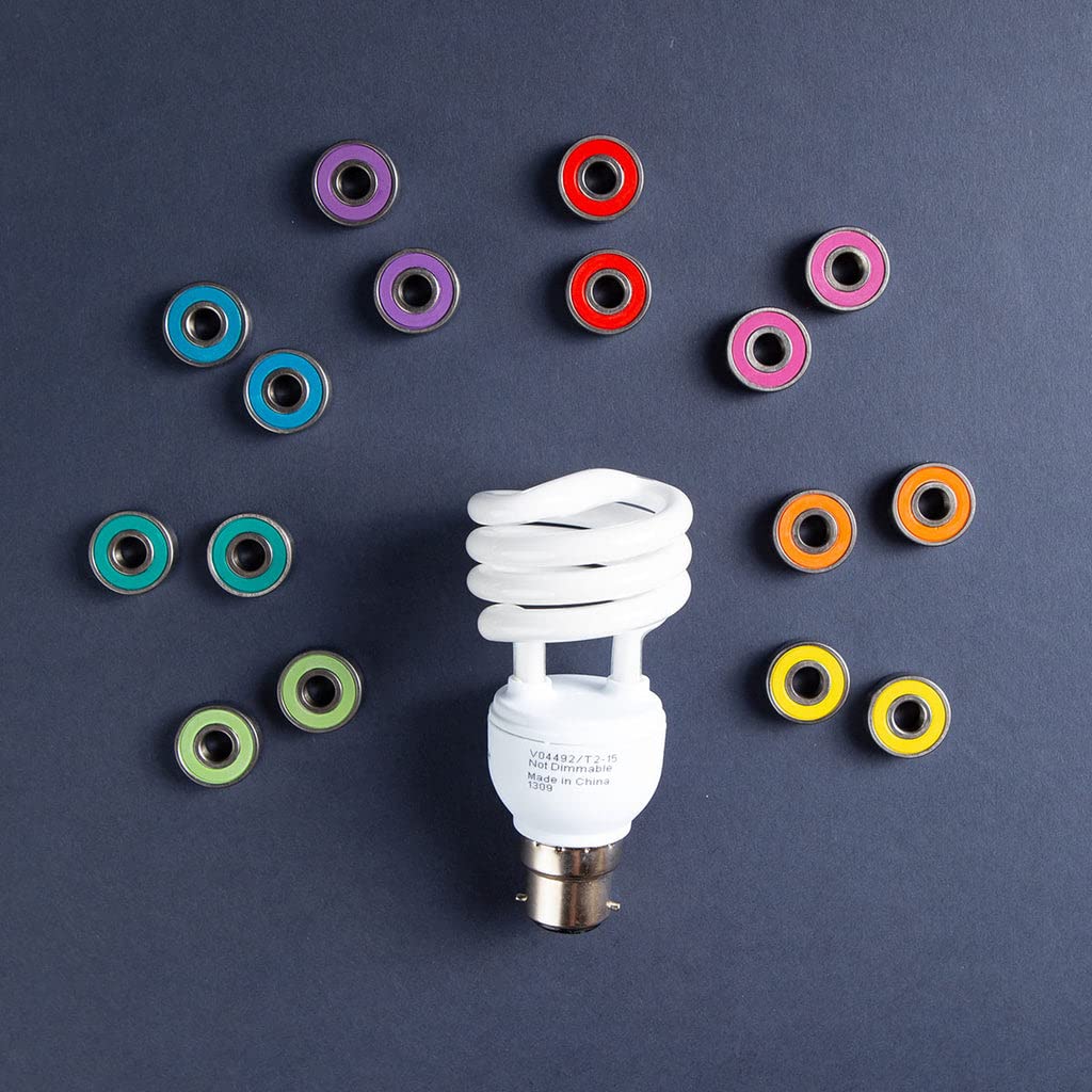 Better Bearings Flash Lightning – Lot de 16 roulements à roulettes en céramique, patins à roulettes ABEC 9, résistants, durables, pré-lubrifiés, boucliers en caoutchouc remplaçables, soutien féminin