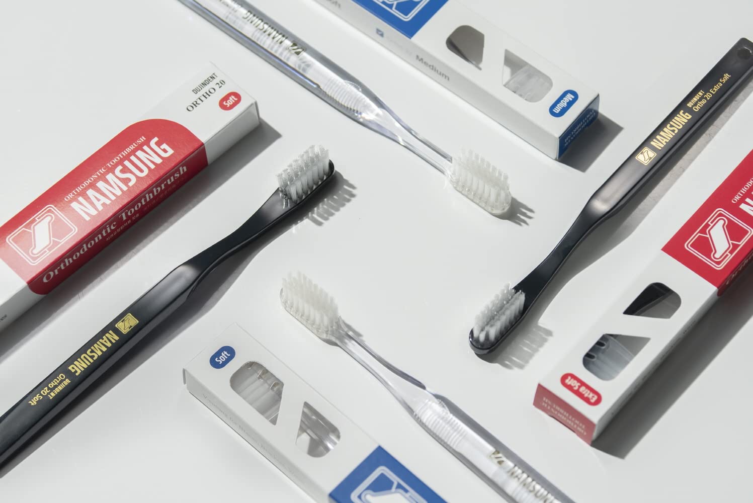 Cepillo de dientes de ortodoncia para apoyos, 6 paquetes de corte en V, cerdas Dupont USA para soportes de sujeción, limpieza de cables (Ortho Compact 20 suaves, paquete de 6)