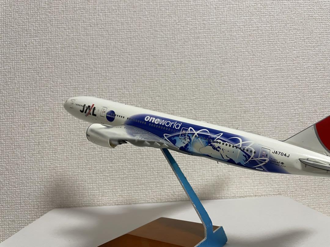 Amazon.co.jp: JAL 777-200 ja704j 模型 1200 : おもちゃ