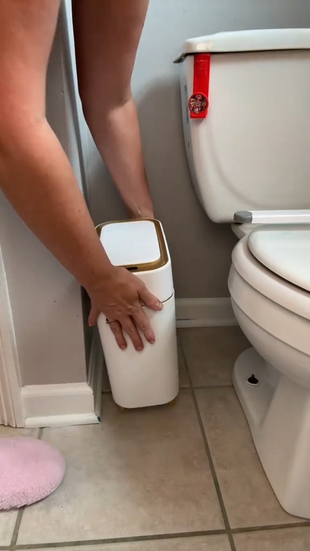 Image of Pukomc Automatic Small Sensor Trash Can with Touchless Lid