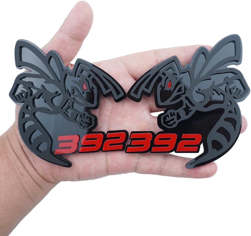2Pc Hornet Badges Emblem BEE Red Eye 3D Fender Angry Agressive Badges Sticker Nameplate Replacement for Universal Car Body Motorcycle SUV Door Window Decoration (Black Red)