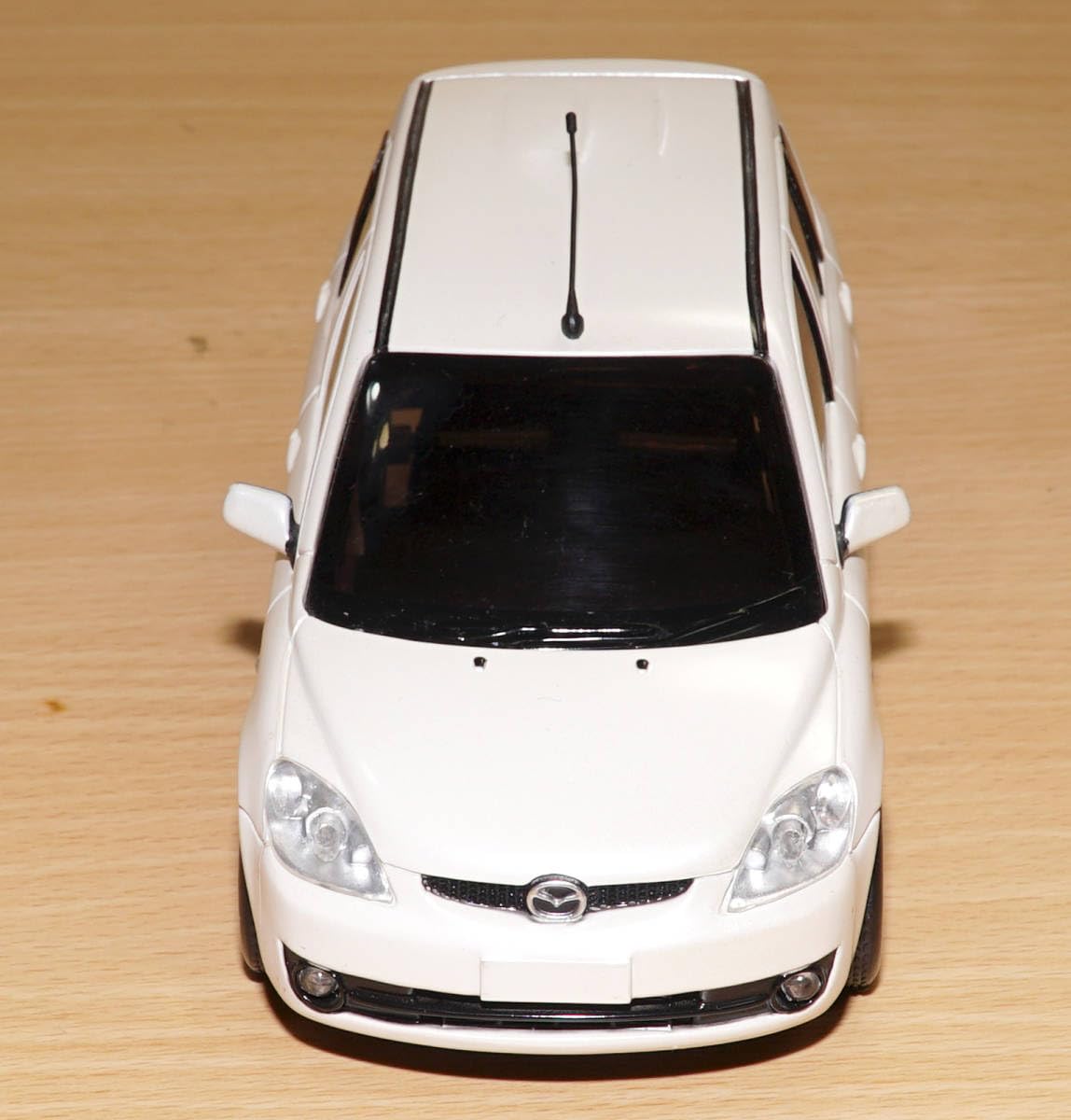 Amazon | 1/24 マツダ Mazda デミオ DEMIO プラスチック ミニカー