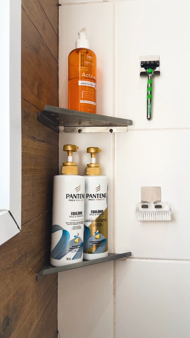 Cantoneira Porta Shampoo Triangular Inox TLPRO - Organização e