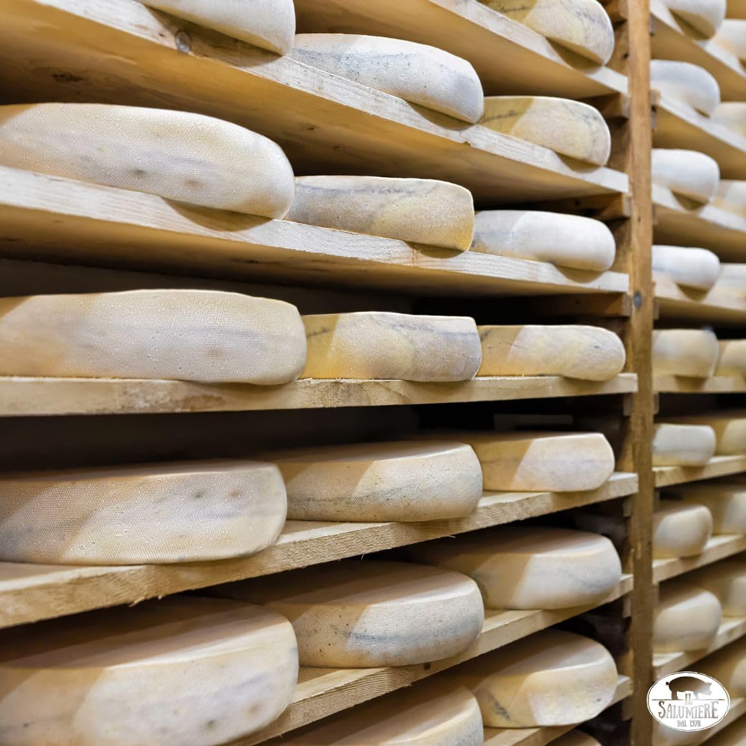 Queso francés Comté 18 meses MonS Gr. 900/1000 SV - Sazonado - Lechería Producción Artesanal - Seleccionado por El Salumiero 1978