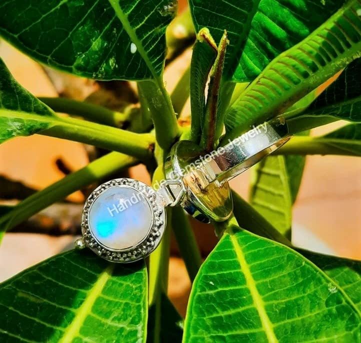 Natural Rainbow Moonstone Ring, Poison Box Ring, Oval ~ Gemstone Ring, Moonstone Jewelry, June Birthstone Ring, Openable Poison Ring, Poison Ring, Locket Ring, Blue Flash Ring, Artisan design Ring