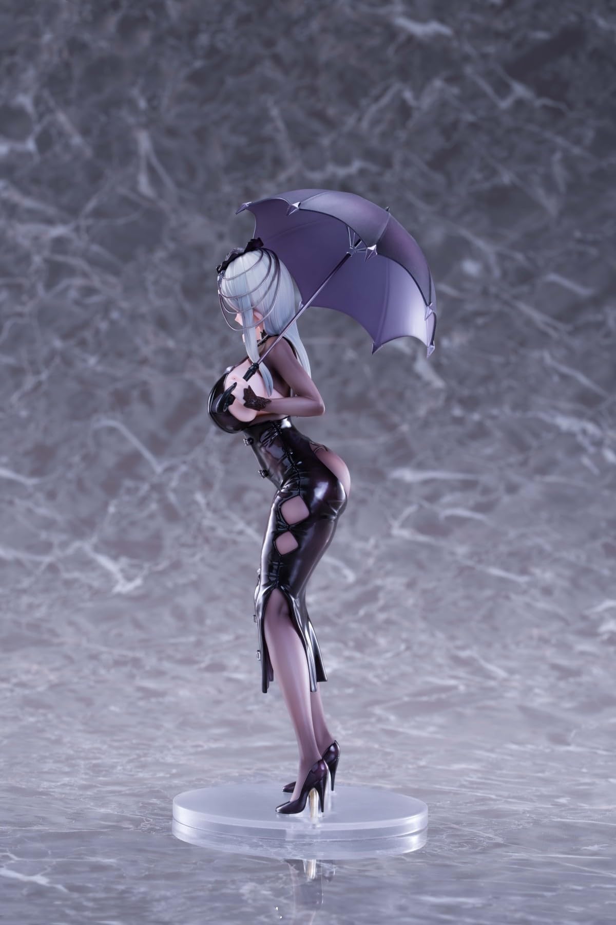り*お様 未亡人 キリエ 1/7スケール塗装済完成品フィギュア 豪華版 Amazon | Sueスーエ氏オリジナルイラスト『未亡人 キリエ』特典版 1/7