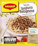 Nudeln mit bratiger Hackfleischsauce, verfeinert mit würzigen Kräutern