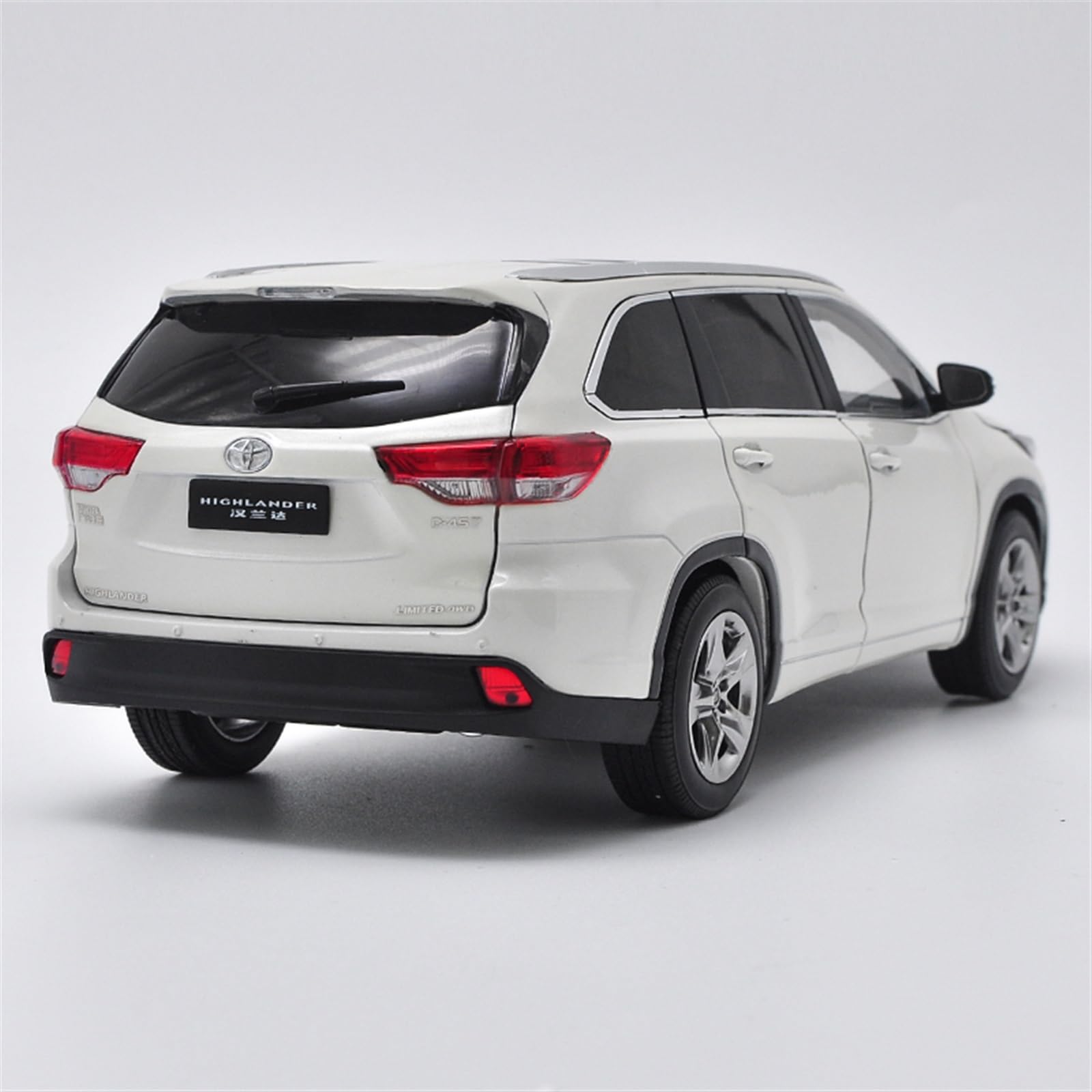 Scale Finished Model Car 1/18 for Toyota Highlander SUV
