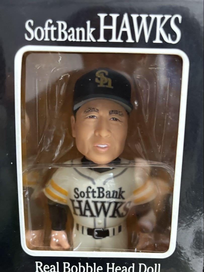 Amazon.co.jp: プレミア 王貞治フィギュア : おもちゃ