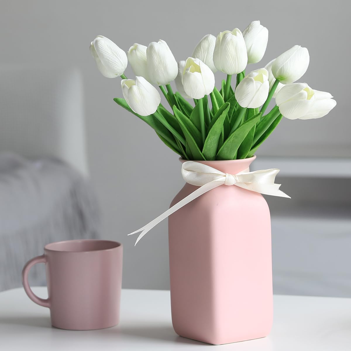 Veryhome Tulpen Künstlich Wie Echt Künstliche Tulpen Blumen Latexmaterial Real Touch Blumensträuße für Hochzeitszimmer Zuhause Hotel Partydekoration DIY Dekor （ Weiß - 20Stück ） (Packung mit 2)