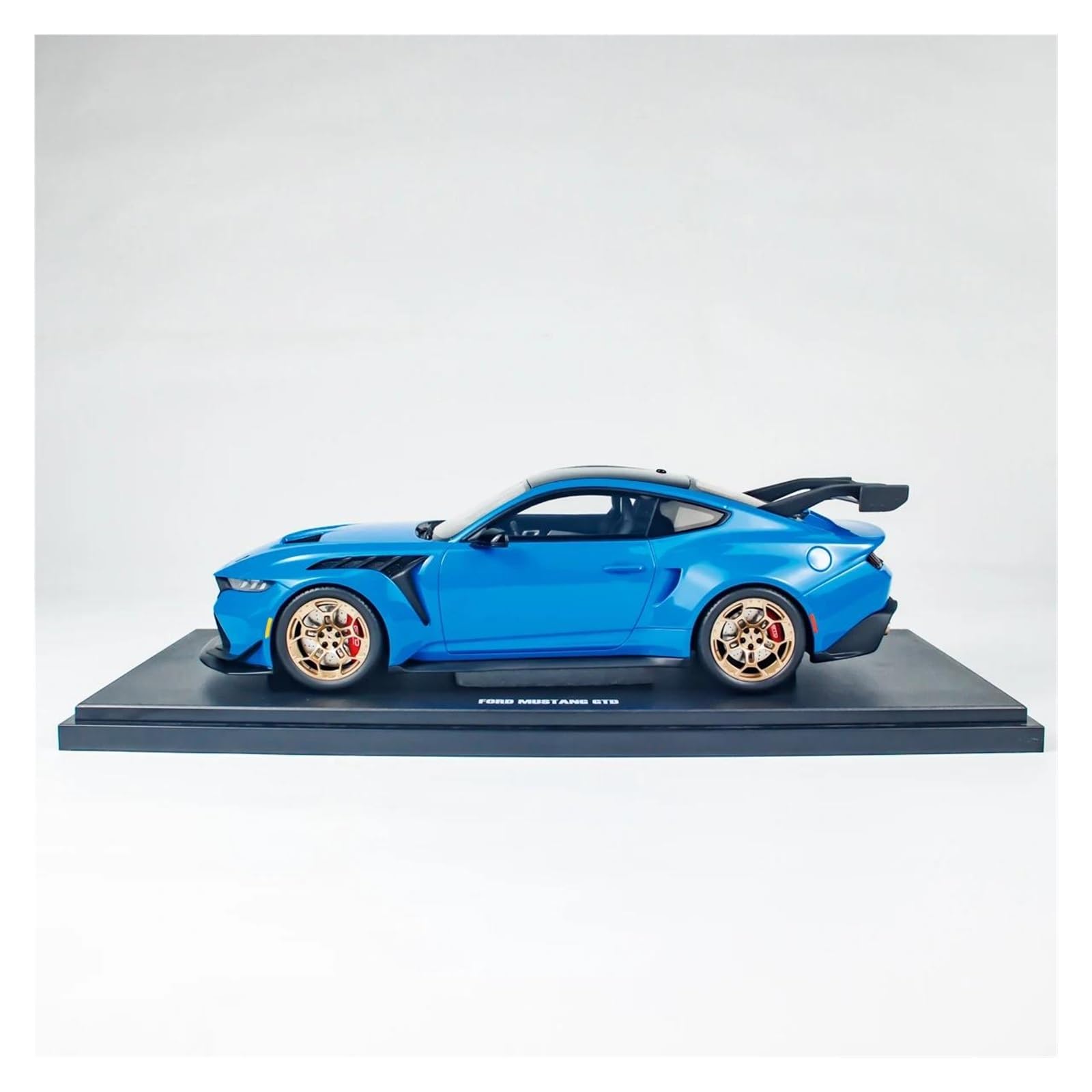 Metallo Scala Replica Resina 1 18 Adatta Per Ford MUSHANG GTD GRABBER 2024 Modello Di Auto Statica Simulata Decorazione Per La Casa Hobby Veicoli Giochi Set