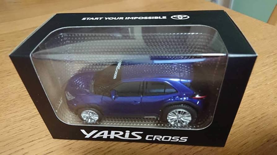 トヨタ Yaris Cross ミニカー Amazon | 1/30 トヨタ 新型ヤリスクロス YARIS CROSS 2020