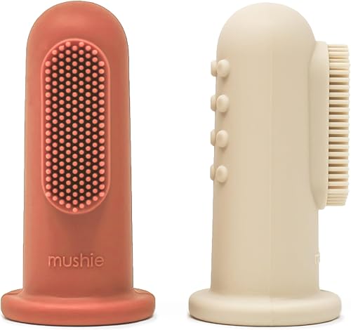 Miniatura 19 de mushie Cepillo de dientes para dedos de bebé (rubor/arena cambiante), paquete de 2 Rubor/arena cambiante,Cambridge Azul/arena