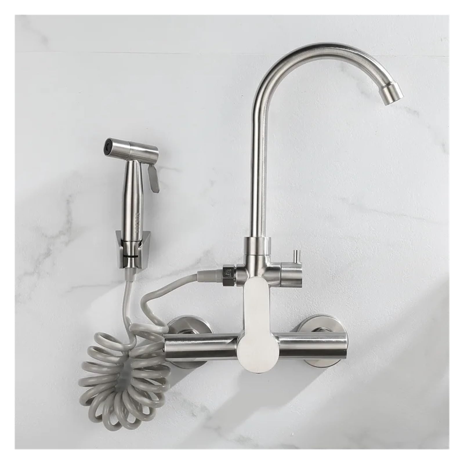 1 Uds. Grifo de cocina mezclado en frío y caliente de doble orificio de acero inoxidable 304, grifo giratorio de lavandería for balcón montado en la pared con pistola pulverizadora
