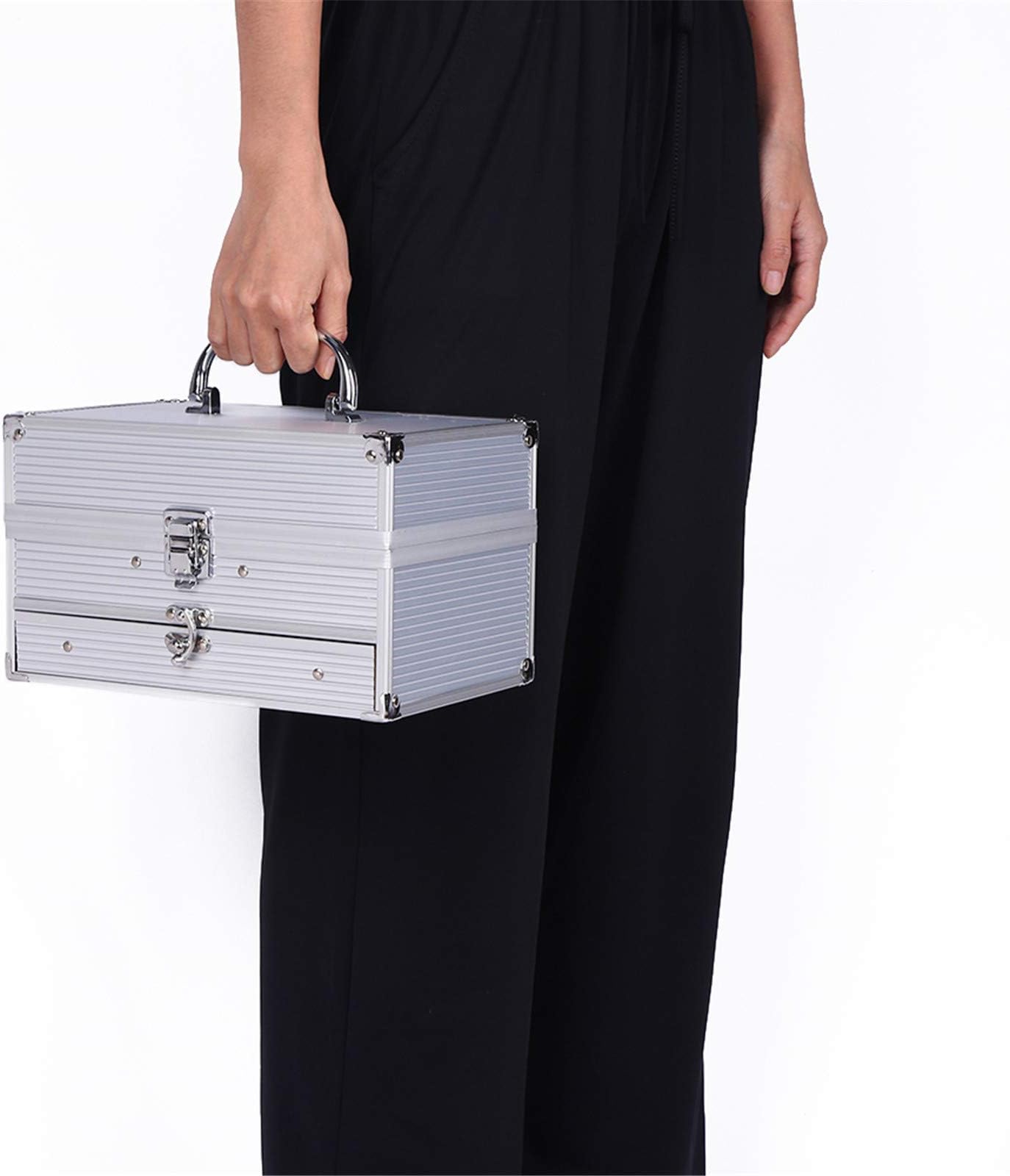 132 Colors All-in-One Makeup Gift Kit - Includes 94 Eyeshadows, 12 Lip Gloss, 12 Concealers, 5 Eyeliners