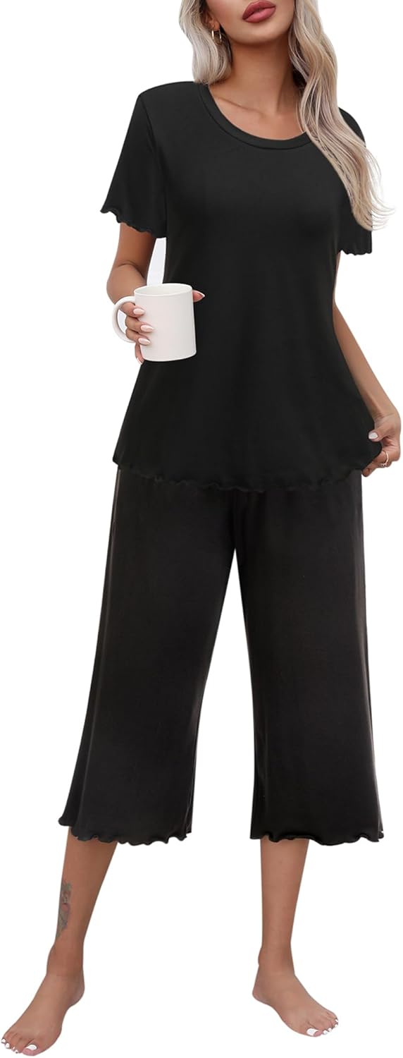 Ekouaer Women's Pajamas Set Short Sleeve Top With Capri Pants Pjs Lounge & Sleepwear Set S-XXL - Image 3