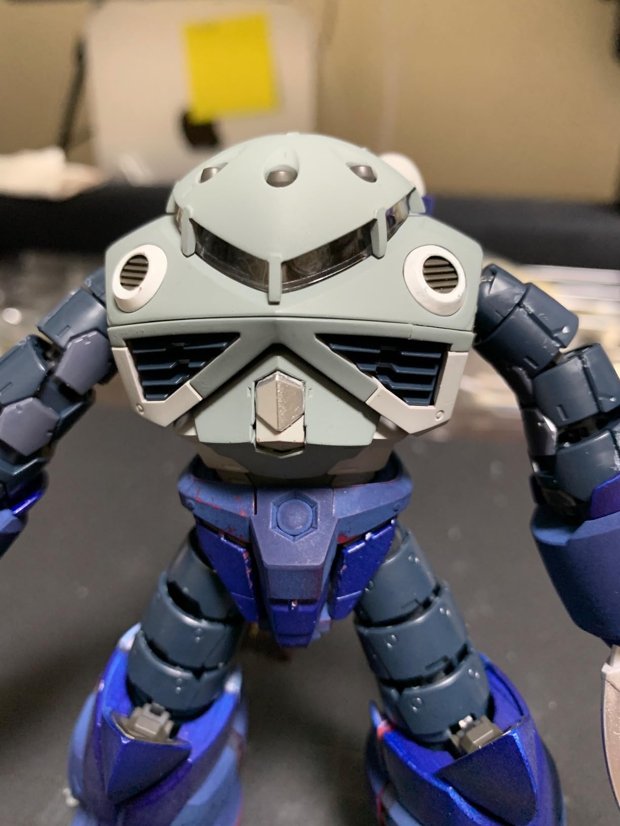 Maquette Mobile Suit Gundam – Zugok 1/144 Par Bandai – Modèle En Plastique à Assembler