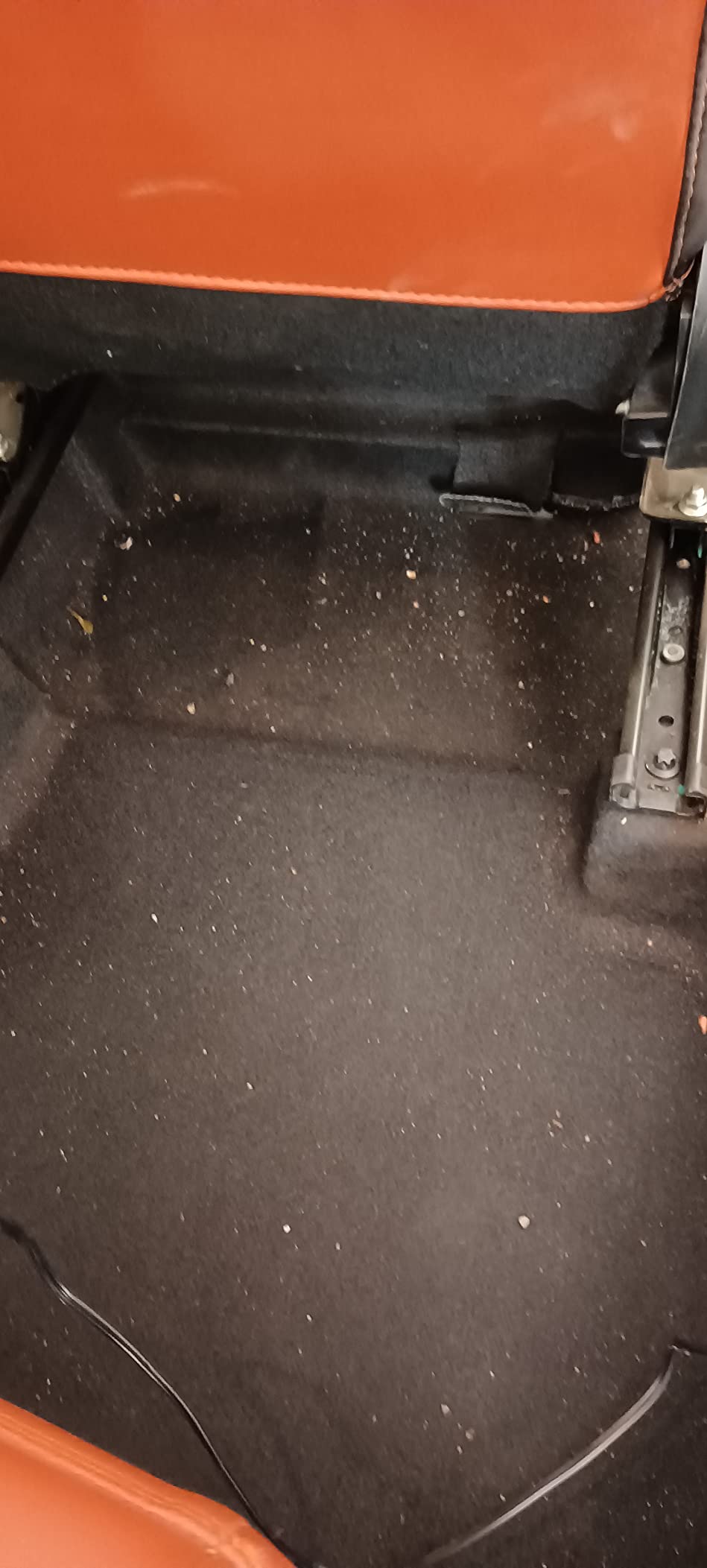 GoMechanic Car Vacuum Cleaner Portable 2 in 1 Wet & Dry Cleaner for