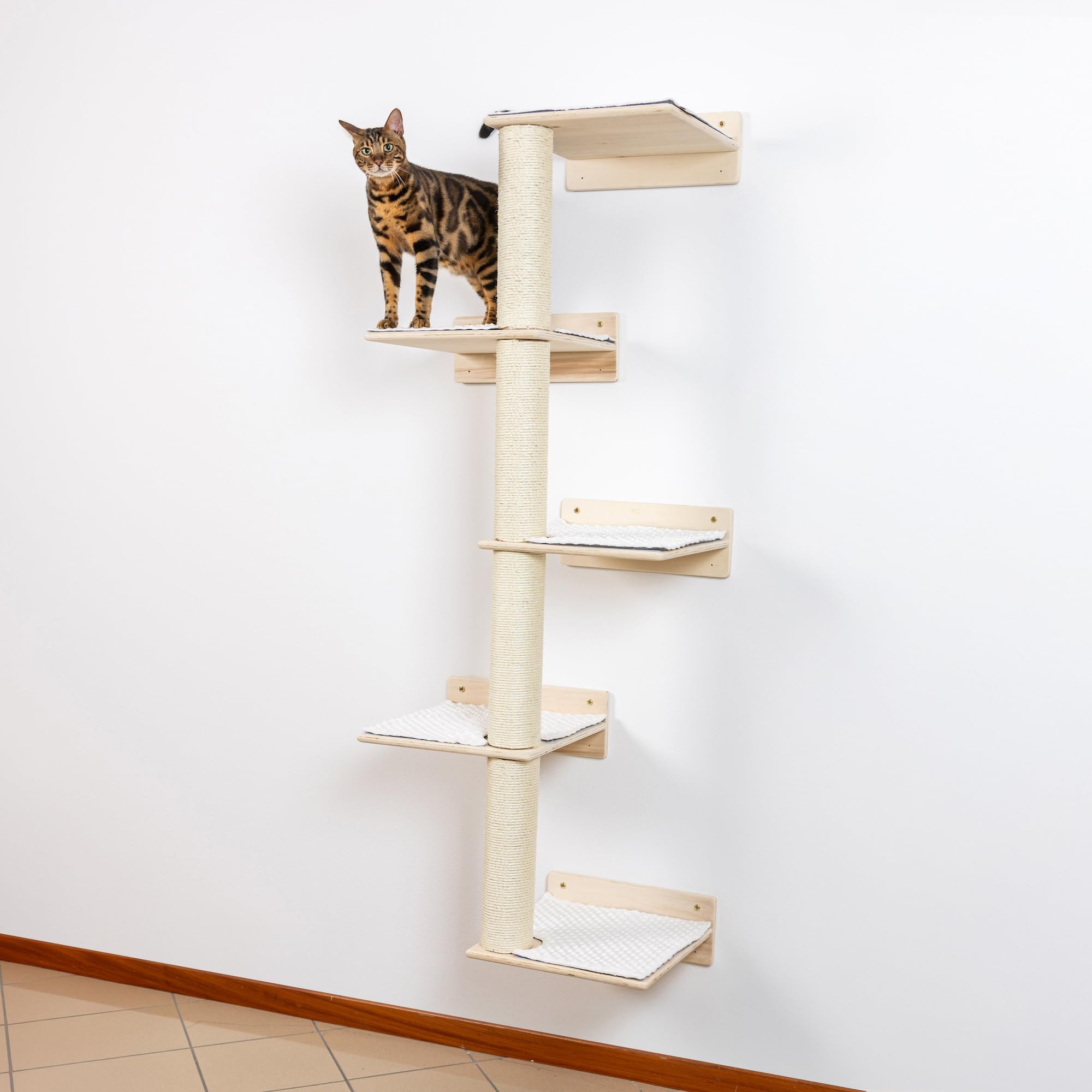 Albero Tiragraffi per Gatti in Legno D'abete PEFC Fatto a Mano, con Ampie Mensole per Gatti, Tiragraffi Verticale in Corda Sisal per Arrampicare, Graffiare, Giocare, Fino a 20kg, Percorsopergatti