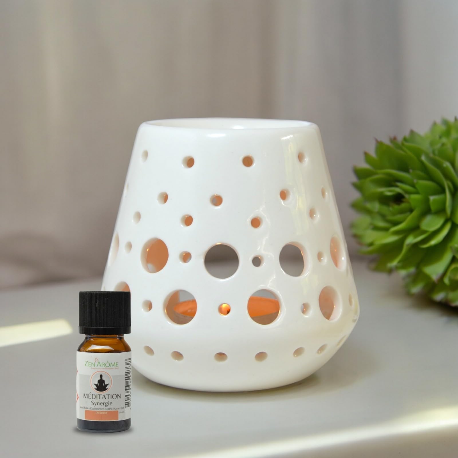 Zen'Arôme - Quemador de Perfume, Cera aromática, difusor para aceites y fragancias, portavelas, aromaterapia, de cerámica con proyección de luz, 9 cm de Alto, Color Blanco